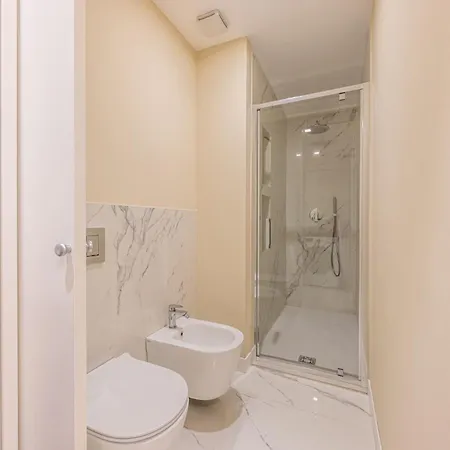 Modern & Elegant - Station Milão