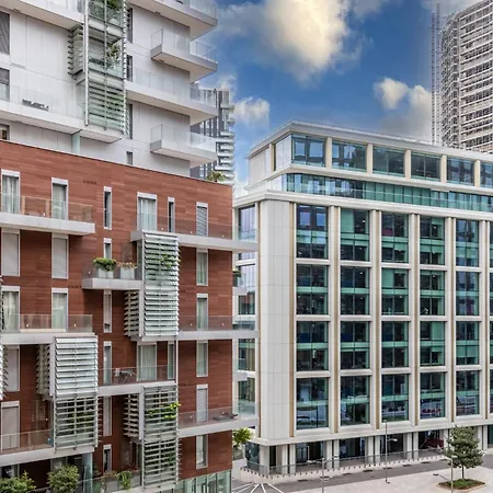 Modern & Elegant - Station * Milão