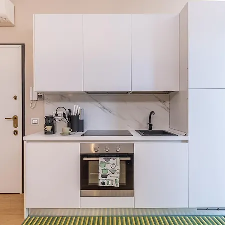 Modern & Elegant - Station Milão